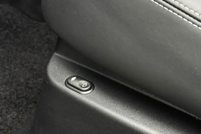 Land Rover Range Rover Velar din 2020 cu 91.285 km - oferta LAN114657 - foto 24