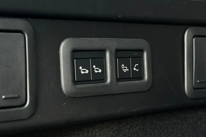 Land Rover Range Rover Velar din 2020 cu 91.285 km - oferta LAN114657 - foto 30