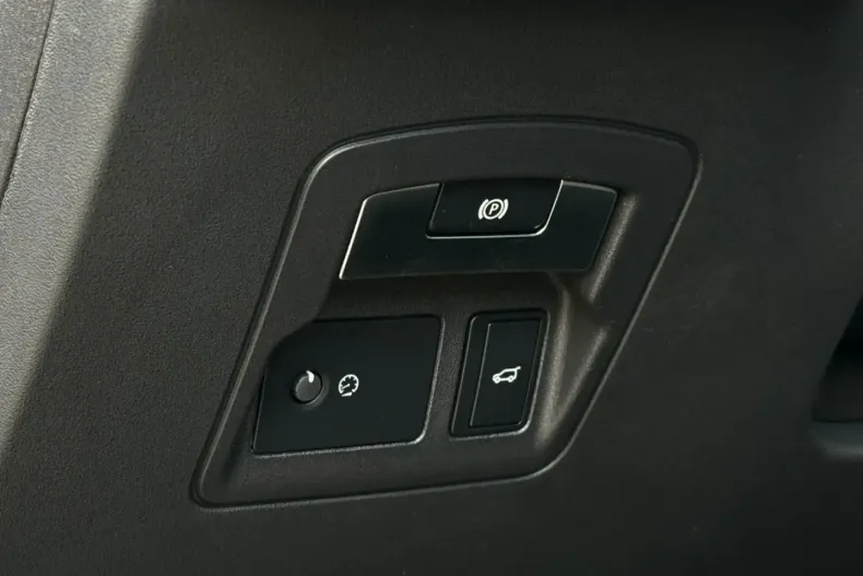 Land Rover Range Rover Velar din 2020 cu 91.285 km - oferta LAN114657 - foto 37