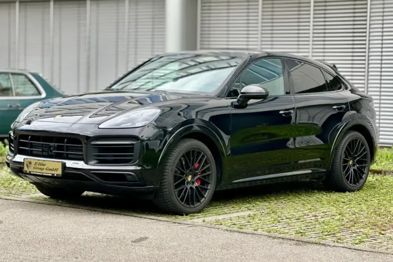 Porsche Cayenne din 2022 cu 56.000 km - oferta POR114664 - foto 1