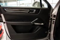 Porsche Cayenne din 2020 cu 94.750 km - oferta POR114668 - foto 10