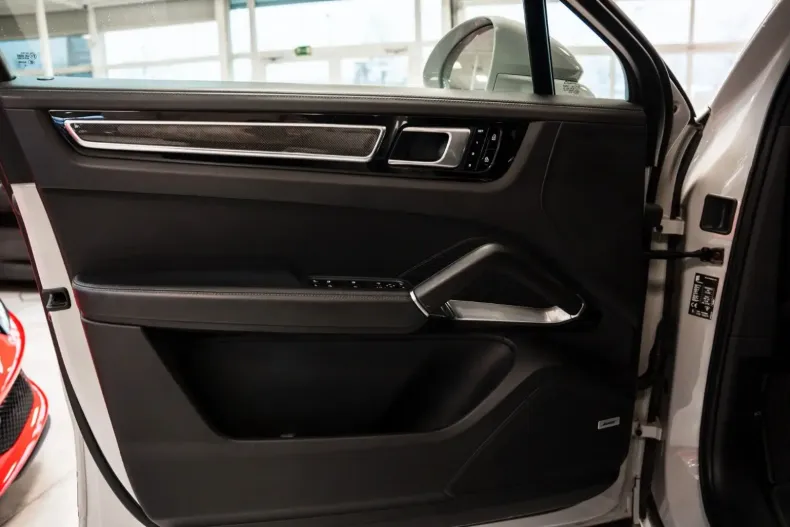 Porsche Cayenne din 2020 cu 94.750 km - oferta POR114668 - foto 10