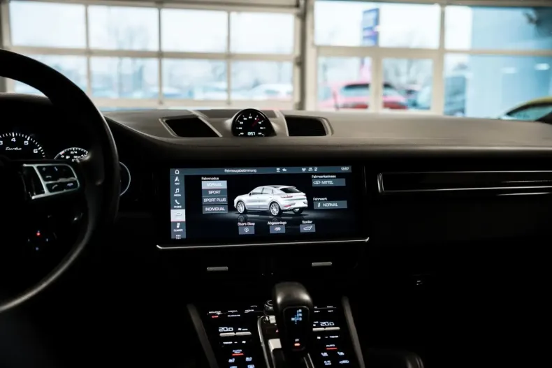 Porsche Cayenne din 2020 cu 94.750 km - oferta POR114668 - foto 15