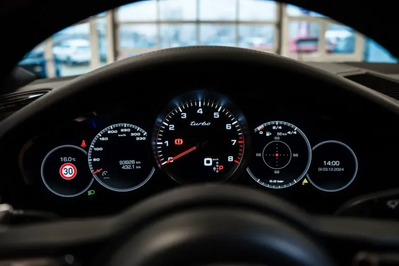 Porsche Cayenne din 2020 cu 94.750 km - oferta POR114668 - foto 19