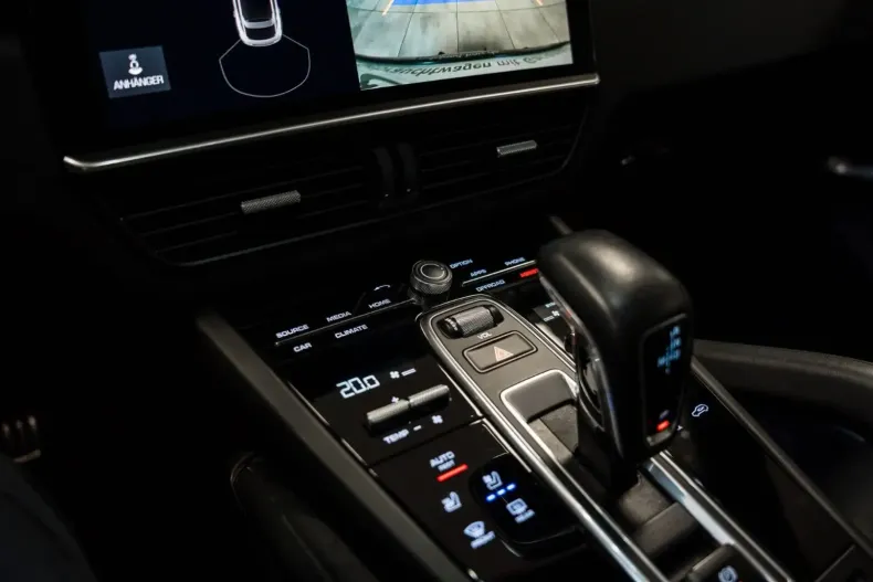 Porsche Cayenne din 2020 cu 94.750 km - oferta POR114668 - foto 27