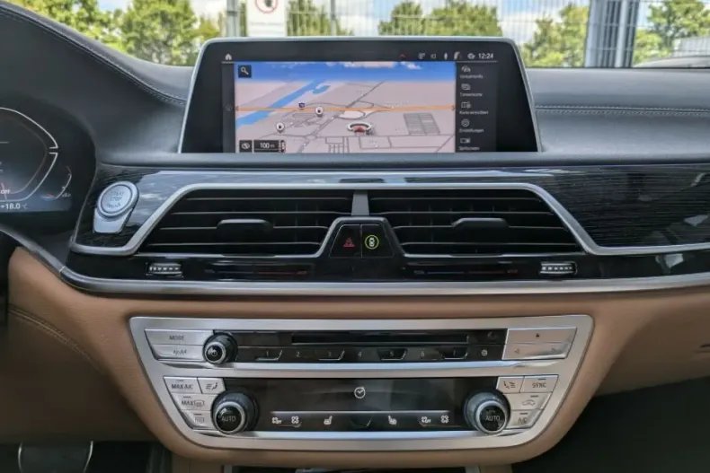 BMW 730 din 2021 cu 89.374 km - oferta BMW114672 - foto 8