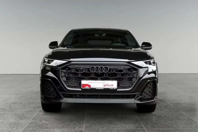 Audi Q8 din 2025 cu 1.522 km - oferta AUD114673 - foto 1