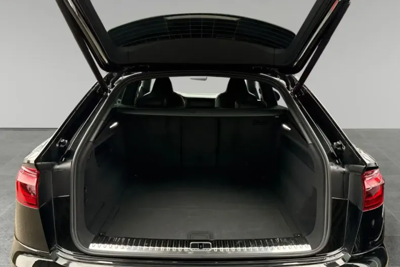 Audi Q8 din 2025 cu 1.522 km - oferta AUD114673 - foto 3