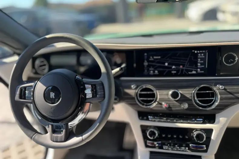 Rolls-Royce Spectre din 2024 cu 3.576 km - oferta ROL114676 - foto 24