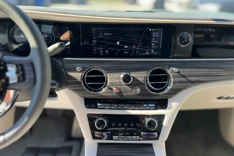 Rolls-Royce Spectre din 2024 cu 3.576 km - oferta ROL114676 - foto 25