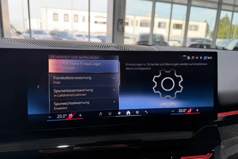 BMW 520 din 2024 cu 25.700 km - oferta BMW114677 - foto 40