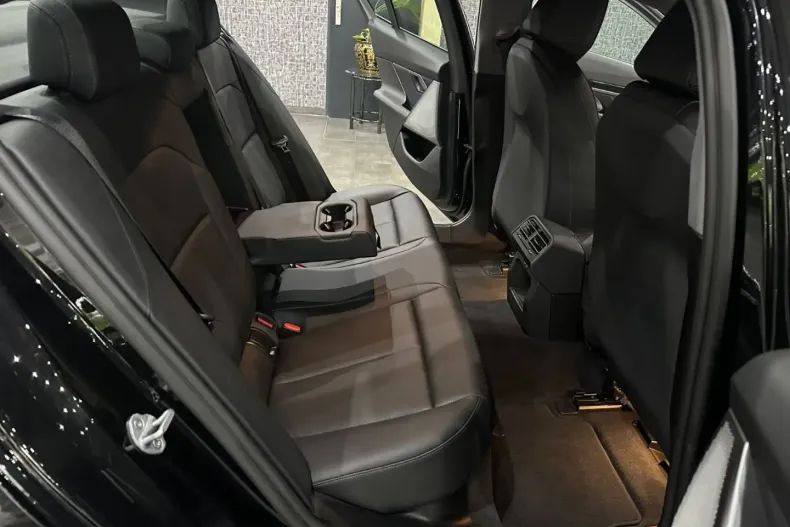 BMW 520 din 2024 cu 24.000 km - oferta BMW114678 - foto 10