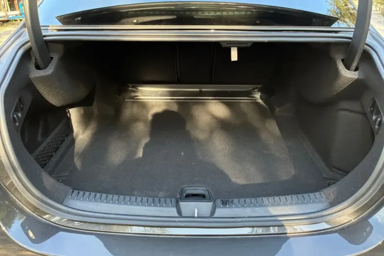 Mercedes-Benz E 200 din 2024 cu 46.250 km - oferta MER114679 - foto 11