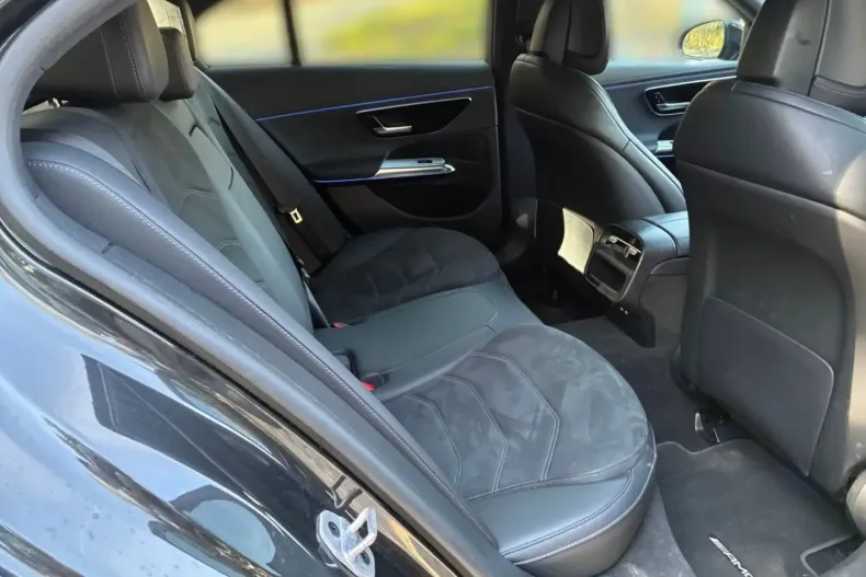 Mercedes-Benz E 200 din 2024 cu 46.250 km - oferta MER114679 - foto 12