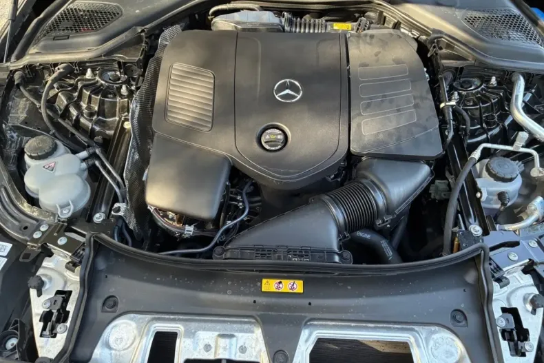 Mercedes-Benz E 200 din 2024 cu 46.250 km - oferta MER114679 - foto 19