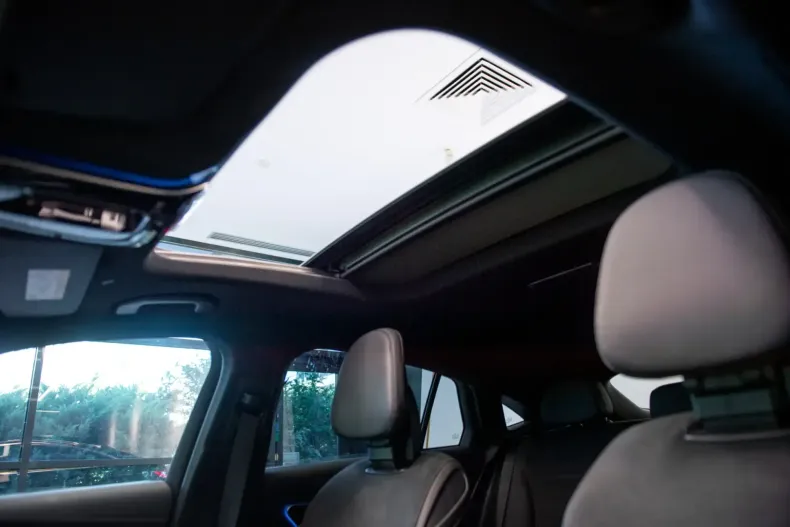 Mercedes-Benz GLC 220 din 2024 cu 13.071 km - oferta MER114680 - foto 13