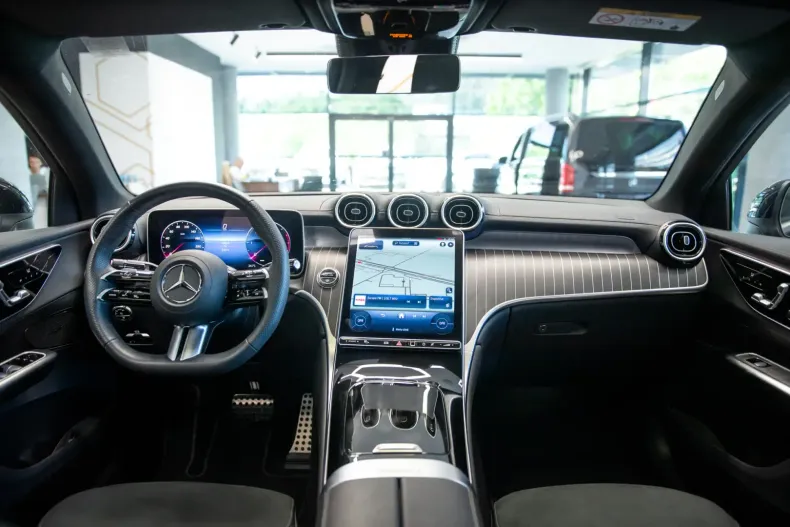 Mercedes-Benz GLC 220 din 2024 cu 13.071 km - oferta MER114680 - foto 15