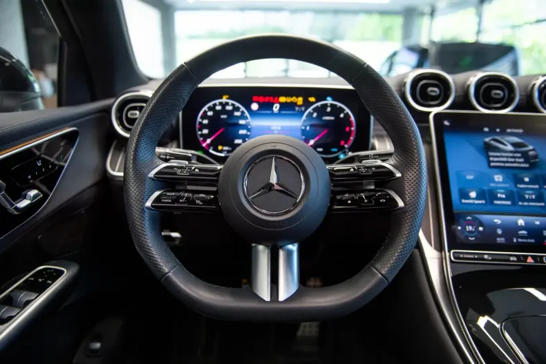 Mercedes-Benz GLC 220 din 2024 cu 13.071 km - oferta MER114680 - foto 17