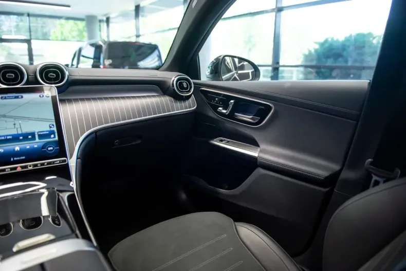 Mercedes-Benz GLC 220 din 2024 cu 13.071 km - oferta MER114680 - foto 30