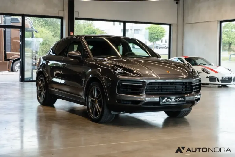 Porsche Cayenne din 2021 cu 68.350 km - oferta POR114686 - foto 3