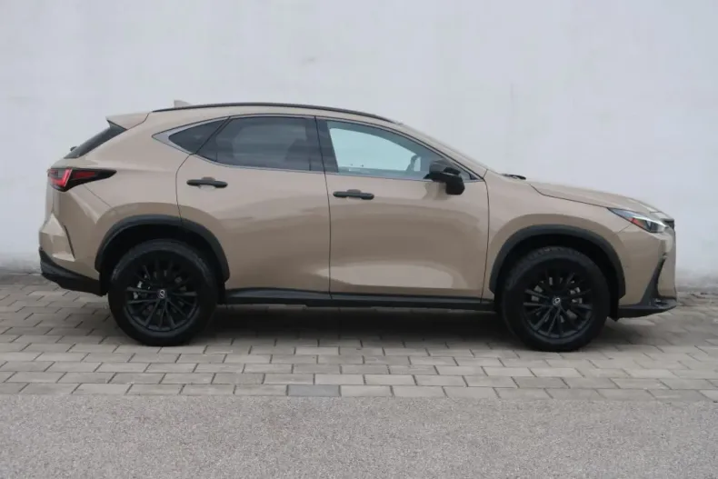 Lexus NX 350h din 2024 cu 17.000 km - oferta LEX114693 - foto 6