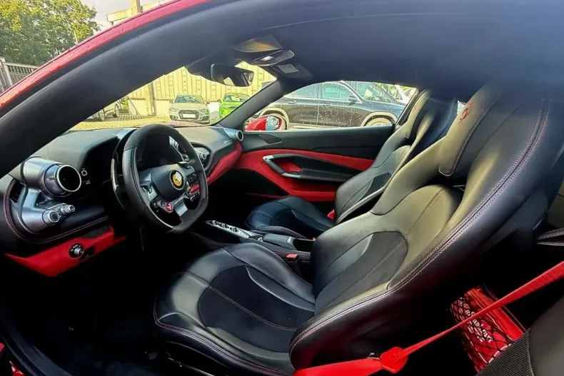 Ferrari F8 din 2021 cu 5.430 km - oferta FER114694 - foto 19