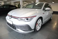 Volkswagen Golf din 2023 cu 25.399 km - oferta VOL114695 - foto 4