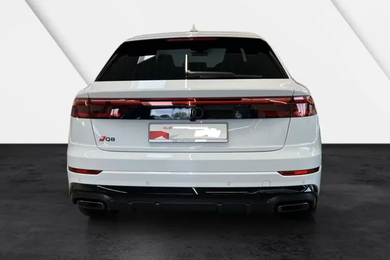 Audi Q8 din 2024 cu 1.077 km - oferta AUD114706 - foto 2