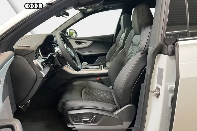 Audi Q8 din 2024 cu 1.077 km - oferta AUD114706 - foto 5