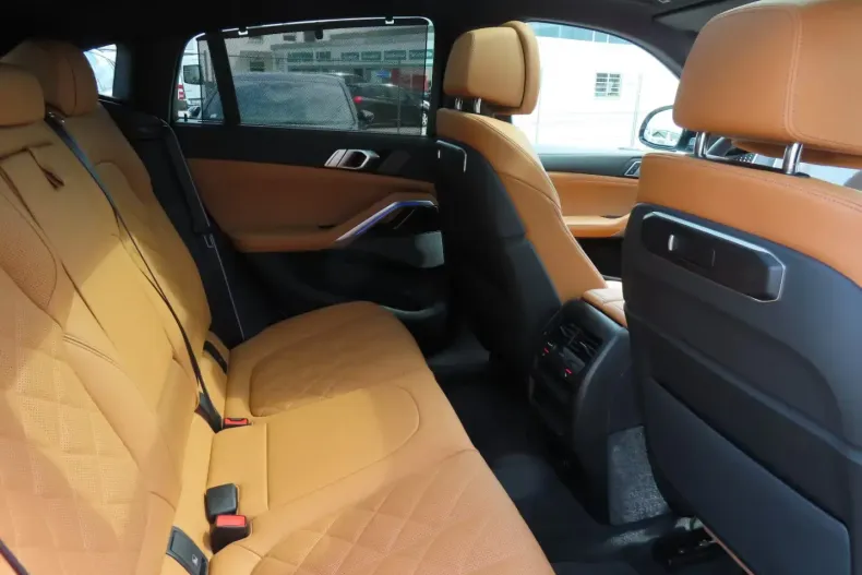 BMW X6 din 2025 cu 8.070 km - oferta BMW114712 - foto 8