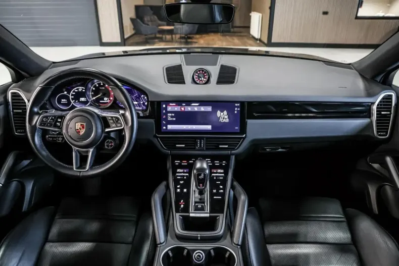 Porsche Cayenne din 2022 cu 94.643 km - oferta POR114718 - foto 2