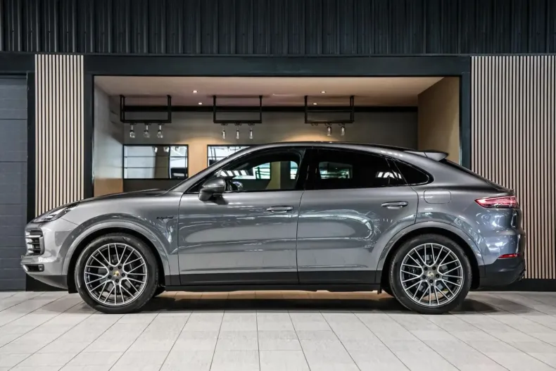 Porsche Cayenne din 2022 cu 94.643 km - oferta POR114718 - foto 8