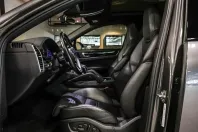 Porsche Cayenne din 2022 cu 94.643 km - oferta POR114718 - foto 9