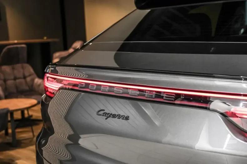 Porsche Cayenne din 2022 cu 94.643 km - oferta POR114718 - foto 17