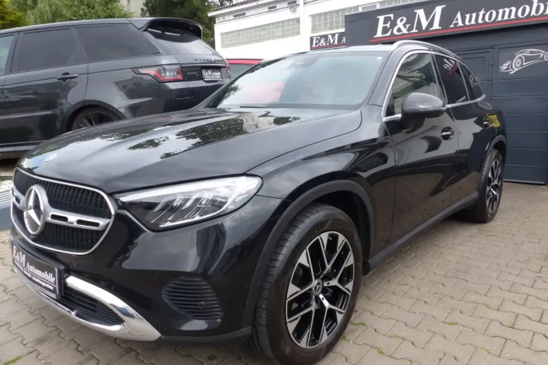 Mercedes-Benz GLC 200 din 2024 cu 9.782 km - oferta MER114723 - foto 1