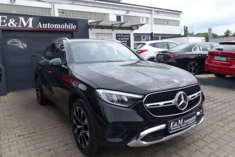 Mercedes-Benz GLC 200 din 2024 cu 9.782 km - oferta MER114723 - foto 2