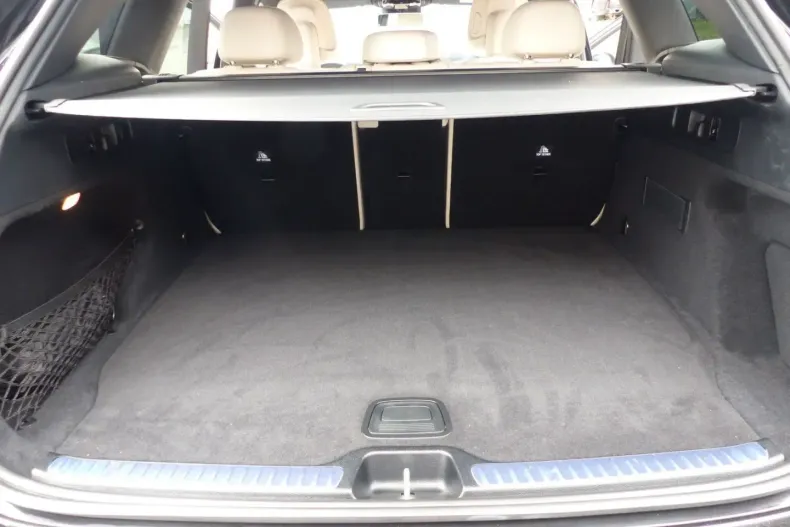 Mercedes-Benz GLC 200 din 2024 cu 9.782 km - oferta MER114723 - foto 17