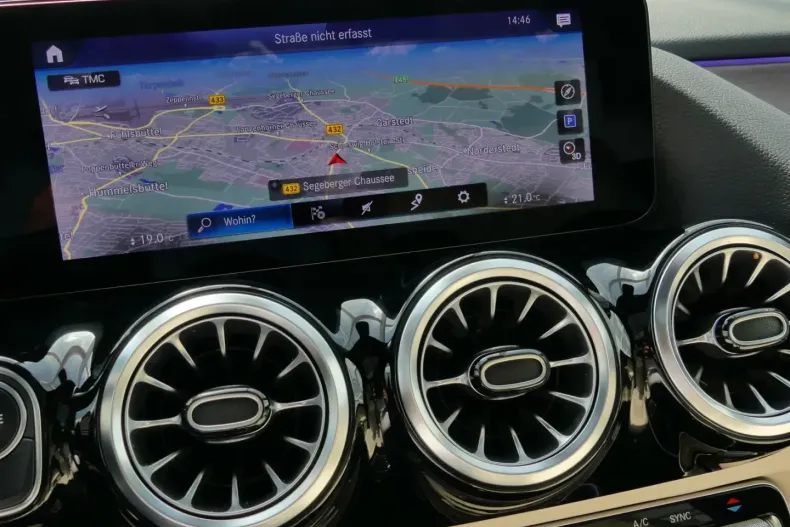 Mercedes-Benz GLA 220 din 2023 cu 33.660 km - oferta MER114725 - foto 14