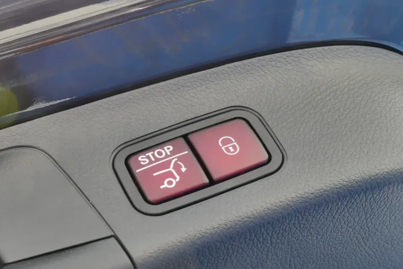 Mercedes-Benz GLA 220 din 2023 cu 33.660 km - oferta MER114725 - foto 21