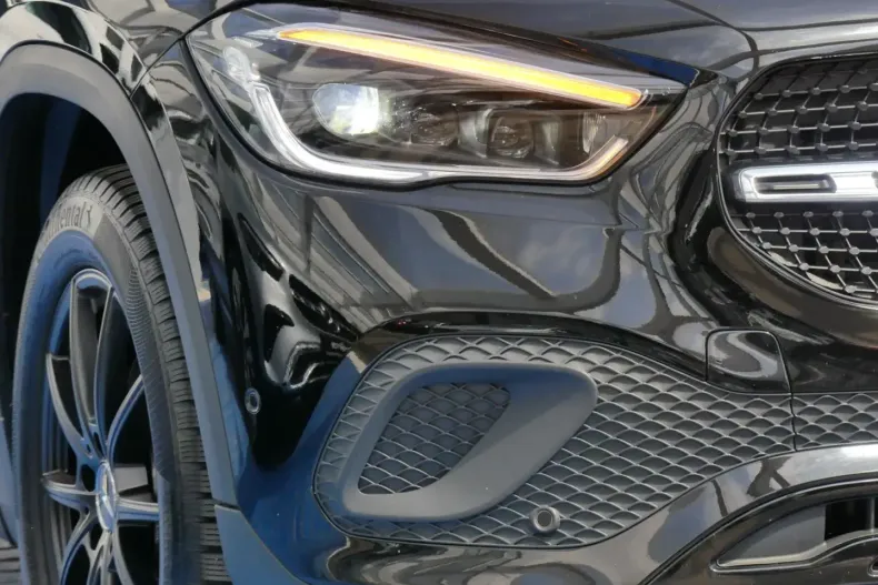 Mercedes-Benz GLA 220 din 2023 cu 33.660 km - oferta MER114725 - foto 25