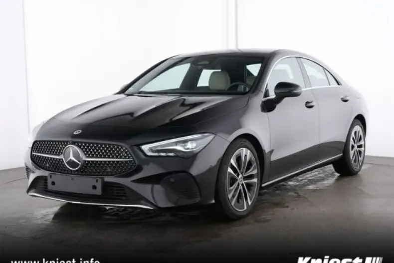 Mercedes-Benz CLA 180 din 2024 cu 11.149 km - oferta MER114729 - foto 1