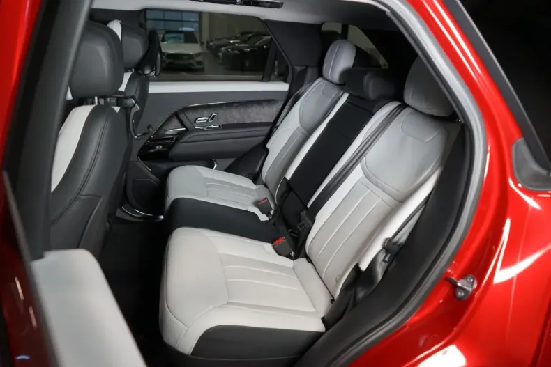 Land Rover Range Rover Sport din 2023 cu 37.833 km - oferta LAN114738 - foto 17