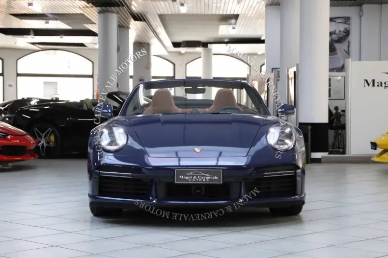 Porsche 992 din 2023 cu 9.800 km - oferta POR114741 - foto 2