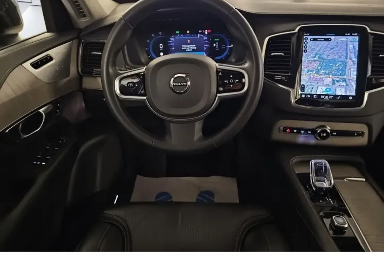 Volvo XC90 din 2022 cu 61.120 km - oferta VOL114764 - foto 10
