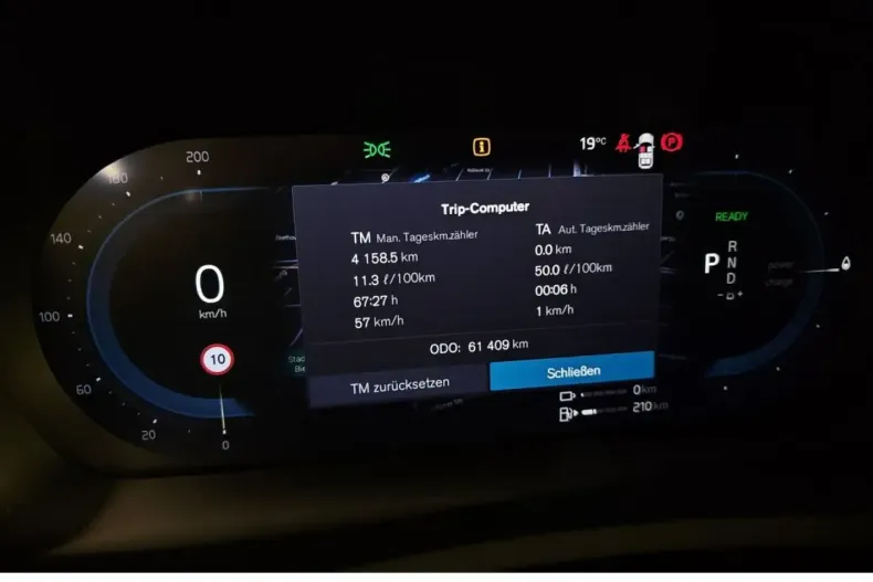 Volvo XC90 din 2022 cu 61.120 km - oferta VOL114764 - foto 14