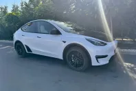 Tesla Model Y din 2023 cu 30.200 km - oferta TES114765 - foto 1