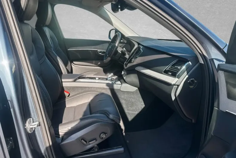 Volvo XC90 din 2024 cu 16.000 km - oferta VOL114769 - foto 4