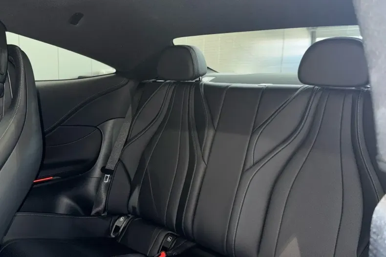 Mercedes-Benz CLE 300 din 2024 cu 9.900 km - oferta MER114772 - foto 11