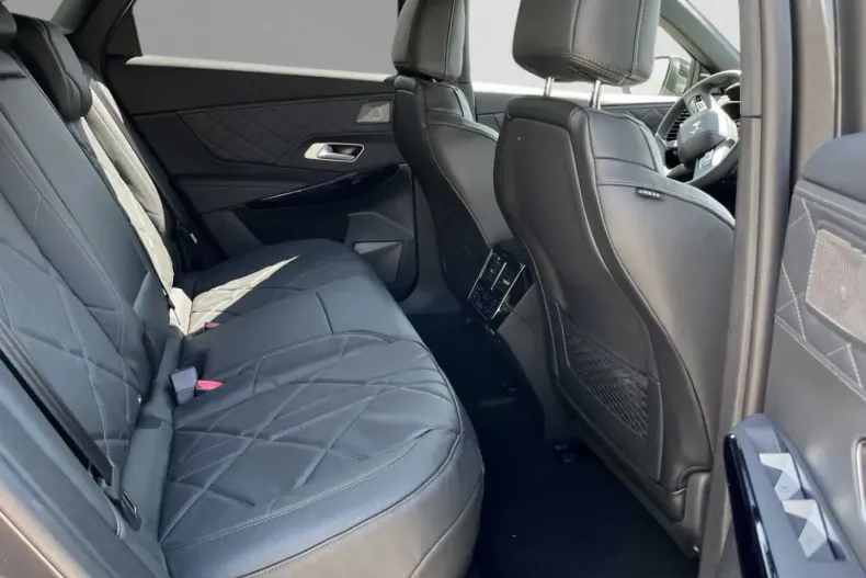 DS Automobiles DS 7 Crossback din 2022 cu 1.500 km - oferta DSA114774 - foto 5