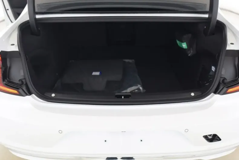 Volvo S90 din 2024 cu 22.400 km - oferta VOL114776 - foto 10